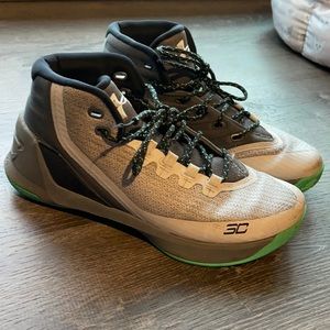Men’s Steph Curry Shoes size 9